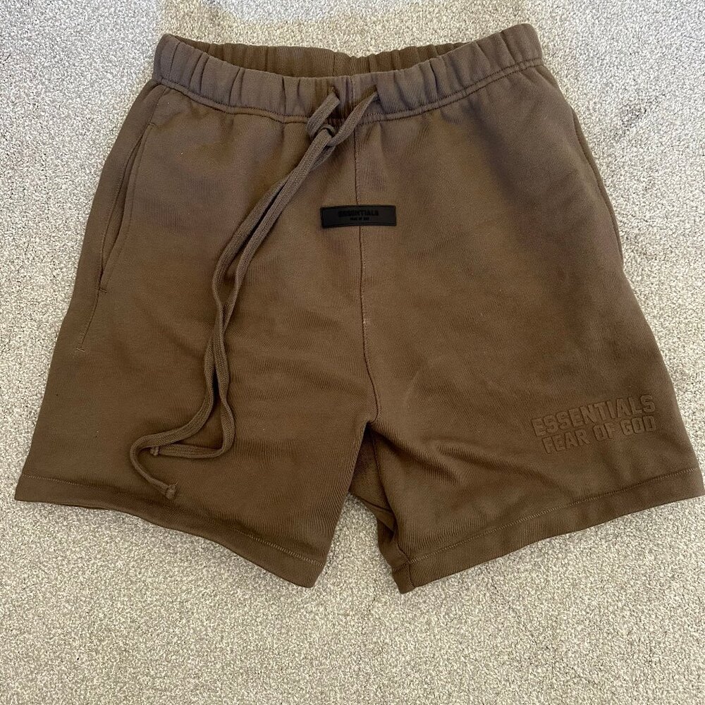 Essentials Shorts - Wood - Brown / XS - Worn only once